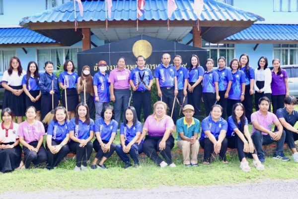 ผอ.สศท.9 กิจกรรม Big Cleaning Day ครั้งที่ 2/2568 ตามแผนและภายใต้โครงการ 5ส (สะสาง สะดวก สะอาด สุขลักษณะ สร้างนิสัย)